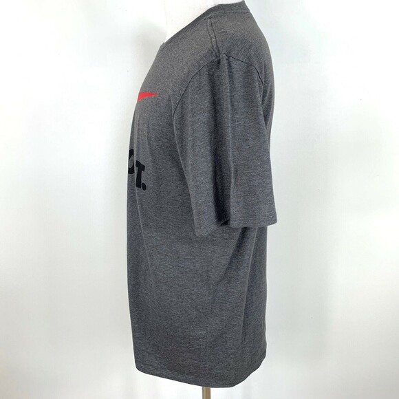 The Nike Tee Men Large Gray Just Do It with Large Red Swoosh - Picture 4 of 6